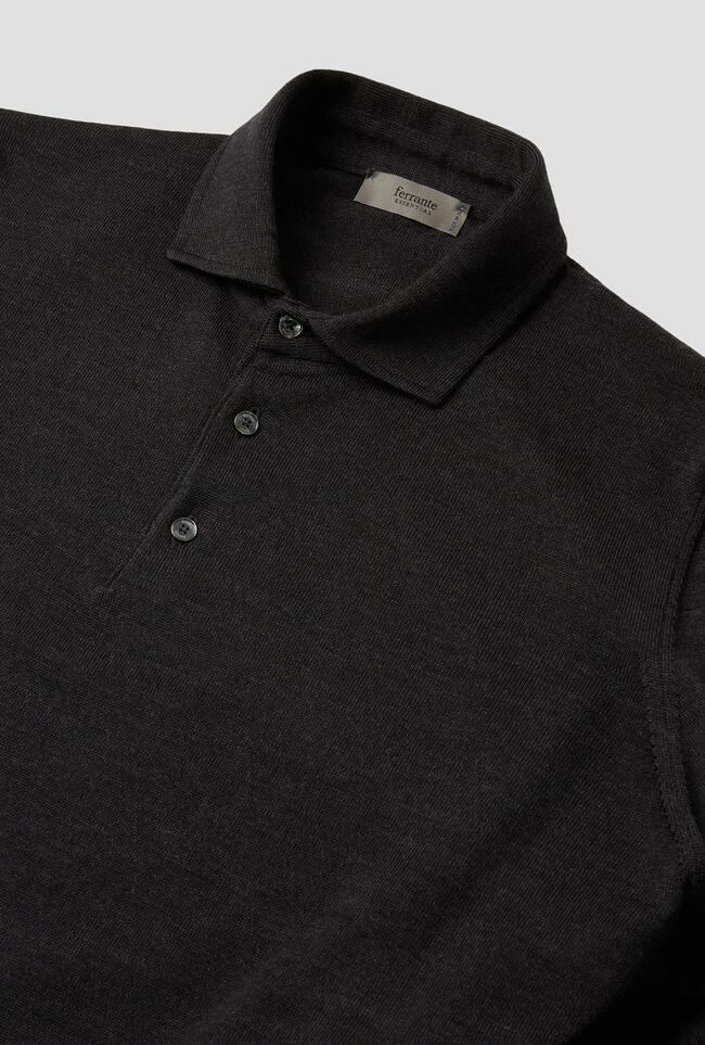 Polo in maglia con collo a camicia ESSENTIAL - Ferrante | img vers.1300x/